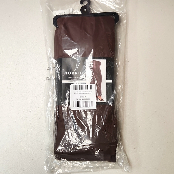 ❤️NWT VINTAGE TORRID LEGGING - FAUX VEGAN LEATHER - SLIM BOOTCUT LEG - POCKETS - Picture 3 of 14